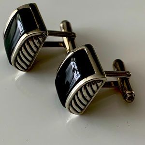 🔥🔥🔥David Yurman onyx and sterling silver cufflinks
